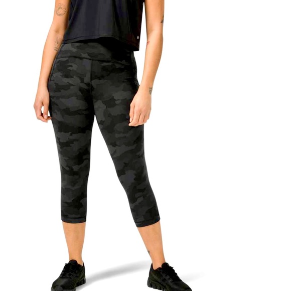 Lululemon Swift Speed High-Rise Crop 21"
Heritage 365 Camo Deep Coal Multi 🔥 - Picture 3 of 8